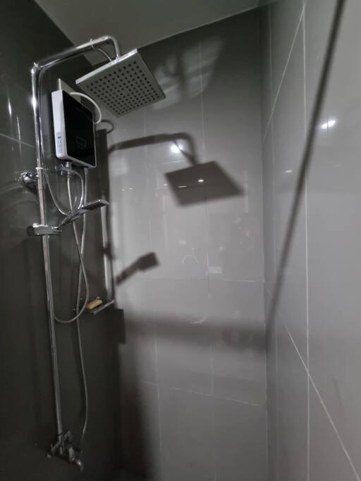 Great View 1 Bedroom Condo In Makati Near Trident Tower Μανίλα Εξωτερικό φωτογραφία